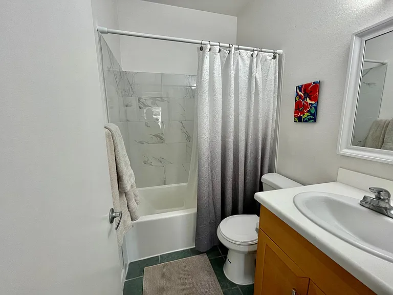 2650 Broadway #216 — Photo 7