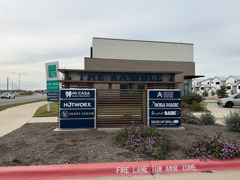 Plaza at walking distance