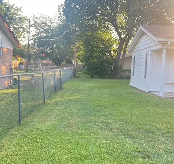 201 Straw Rd — Photo 54