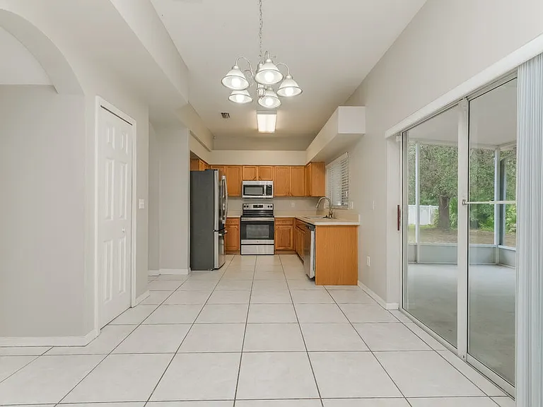 13516 Prestwick Dr — Photo 6
