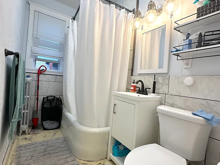 26 Chiswick Rd #18 — Photo 9