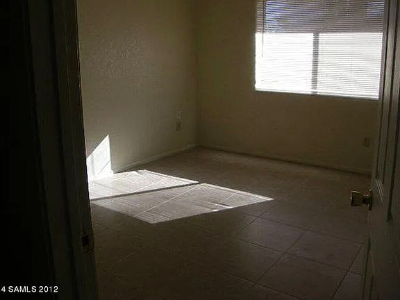 2nd image of 1033 Cholla Cir