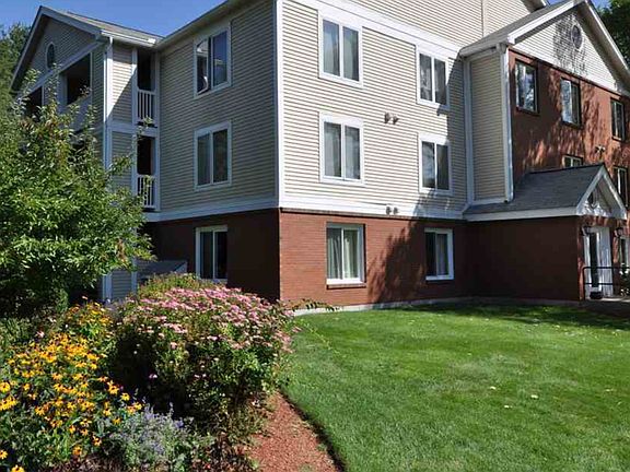2nd image of 3 Timberwood Dr Unit 304