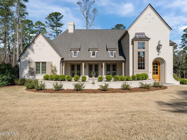 201 Crescent Court, Pinehurst, NC 28374