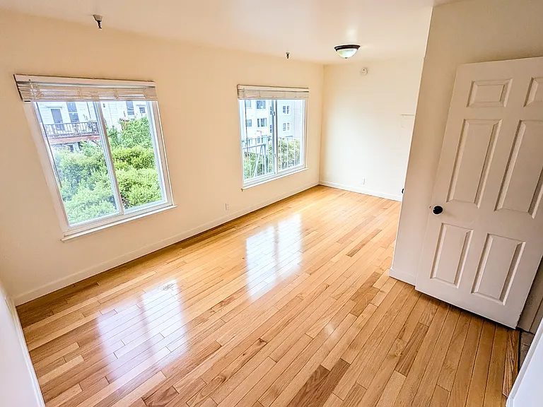 584 Castro St #584A — Photo 8
