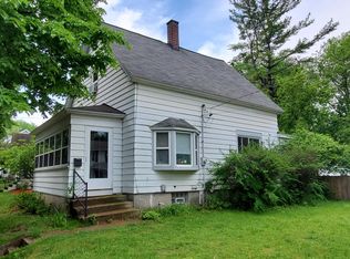 641 Harlan Ave NE, Grand Rapids, MI