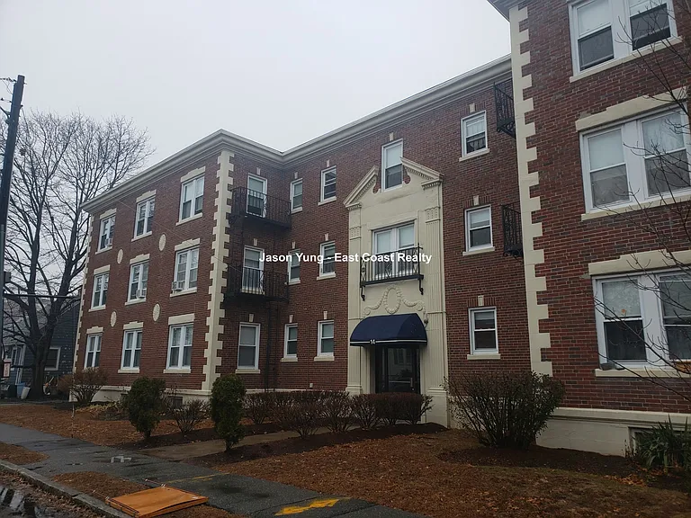 14 Russell St #24 — Photo 9