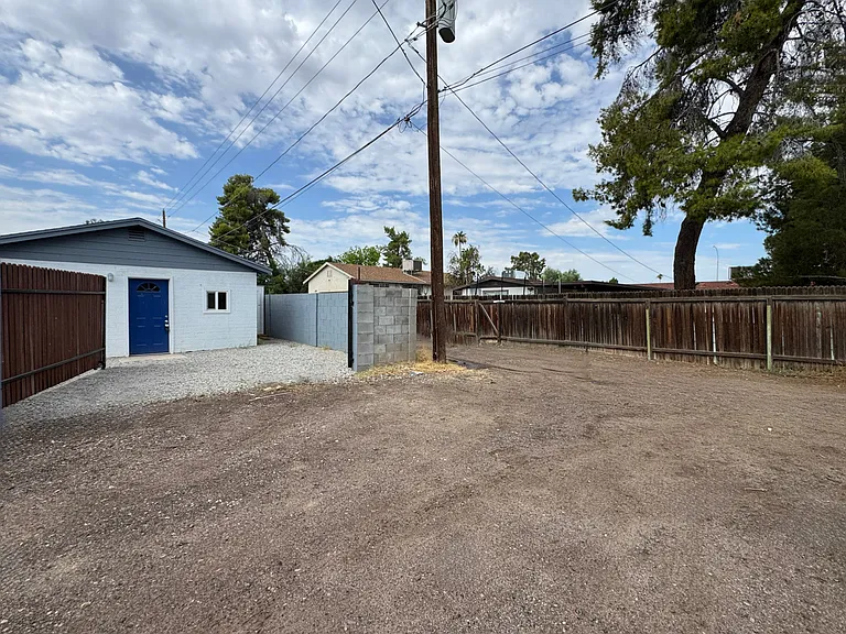 232 W Gail Dr — Photo 6
