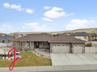 2805 Nicklaus Dr, Casper, WY 82601