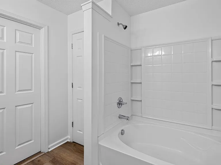 20 Kimpton Dr — Photo 17