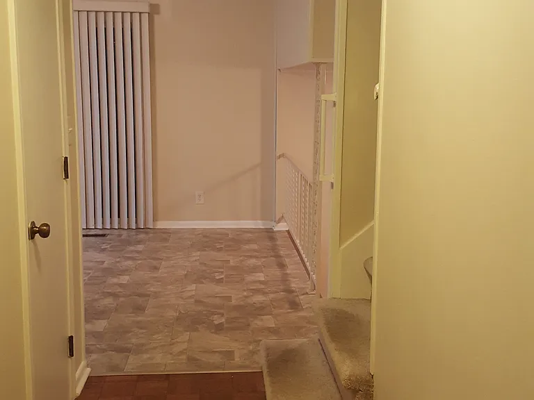 608 N Valley Dr — Photo 12