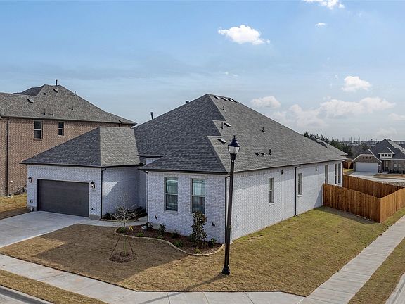 2nd image of 2822 Dolomite Dr
