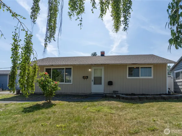 715 S Hawthorne Drive, Moses Lake, WA 98837