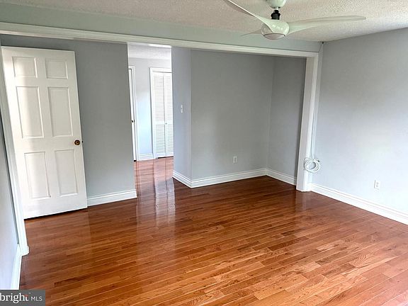 5th image of 16052 Simon Kenton Rd