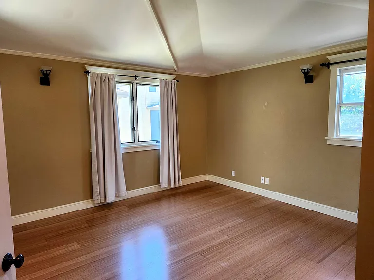 1416 Harmon St #B — Photo 6