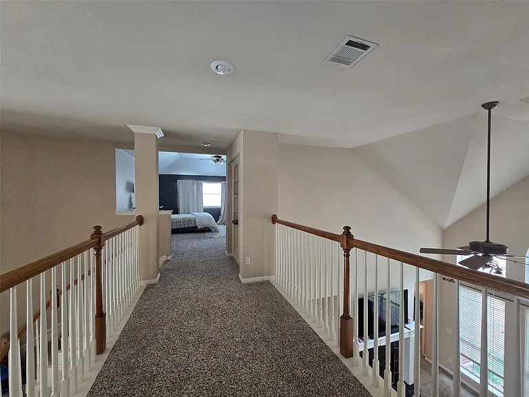 10620 Chestnut Ridge Rd — Photo 12