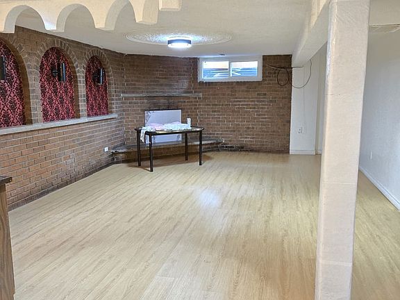 3rd image of 61 Hardwick Ct #Basement