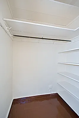 Rented by Barkoff Residential  | media 13