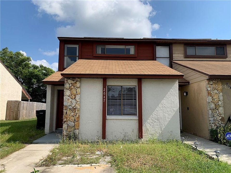 1st image of 2647 Hunt Club Ln