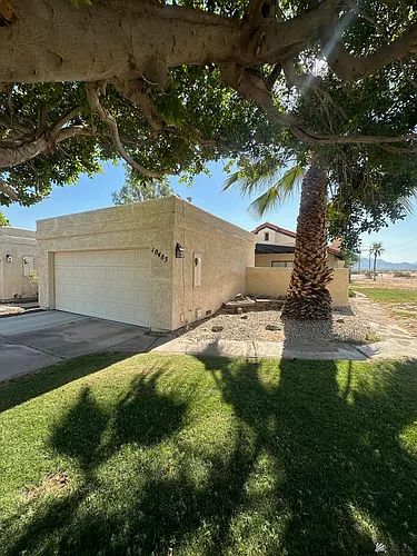 10485 S Del Valle Dr Photo 1