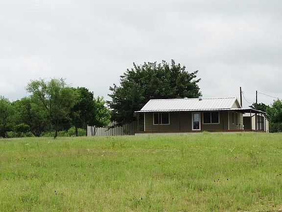 3rd image of 8200 County Road 462
