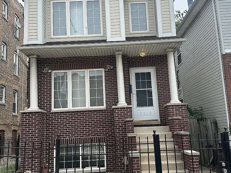7213 S Vincennes Ave — Photo 2