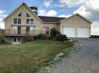 5087 Middle Rd, Rushville, NY 14544