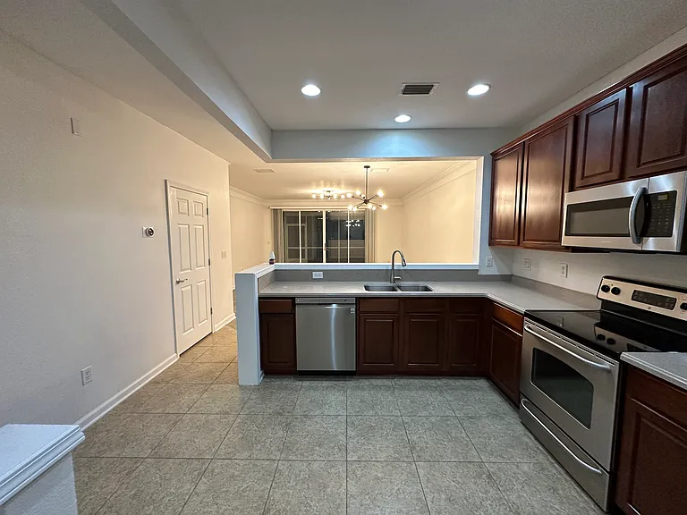 4223 Highwood Dr — Photo 13