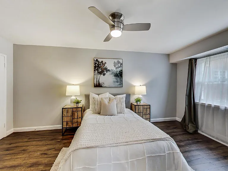 1303 N Ode St #215 — Photo 6