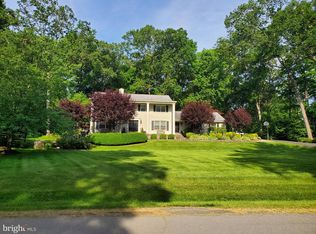 304 Chesapeake Dr, Great Falls, VA 22066