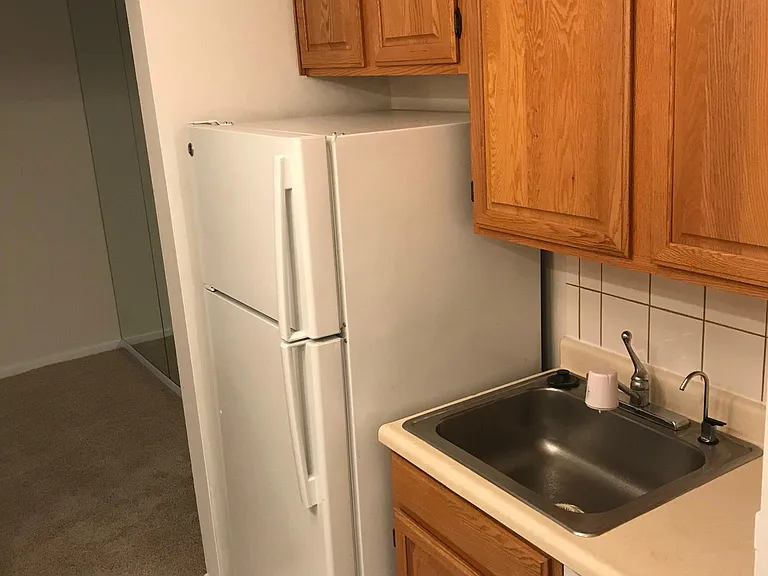 2120 Greentree Rd #701E — Photo 5