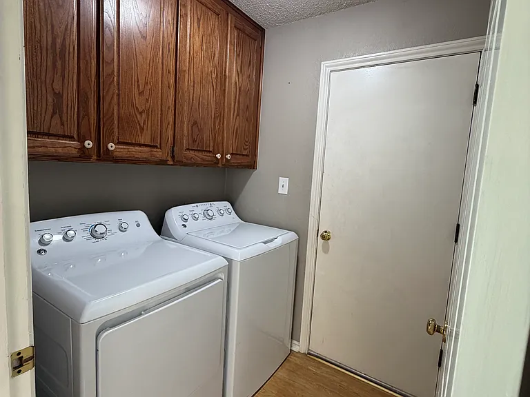 1805 Dunn St — Photo 27