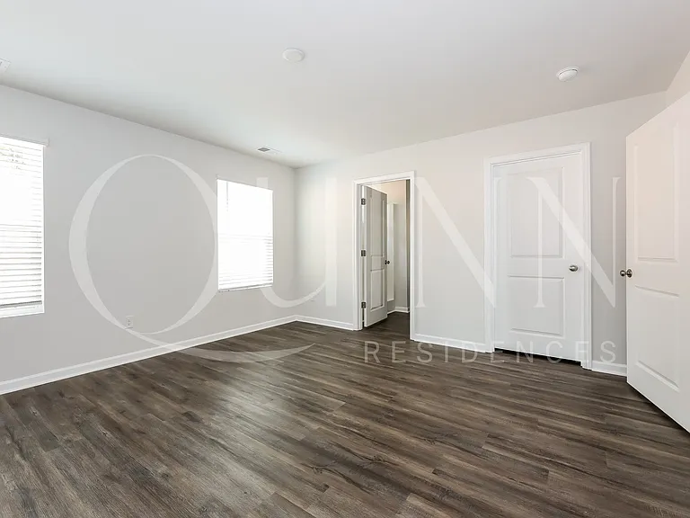 Tyger Pointe — Photo 38