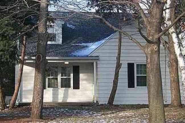 2nd image of 2318 Westchester Rd