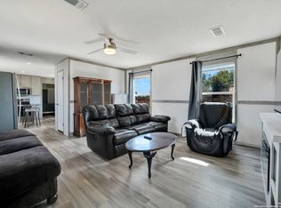 77 Cielo Way, Lytle, TX 78052