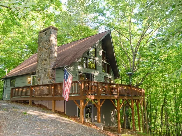 994 E Laurel Circle, Deep Gap, NC 28618