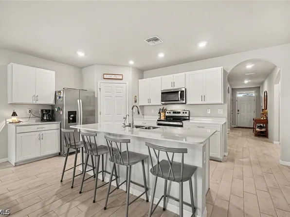 2045 NW 7th St, Cape Coral, FL 33993
