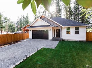 8662 Valley Ct, Maple Falls, WA