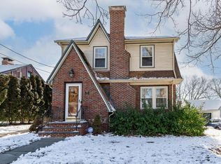 106 Sayles Ave, Pawtucket, RI 02860