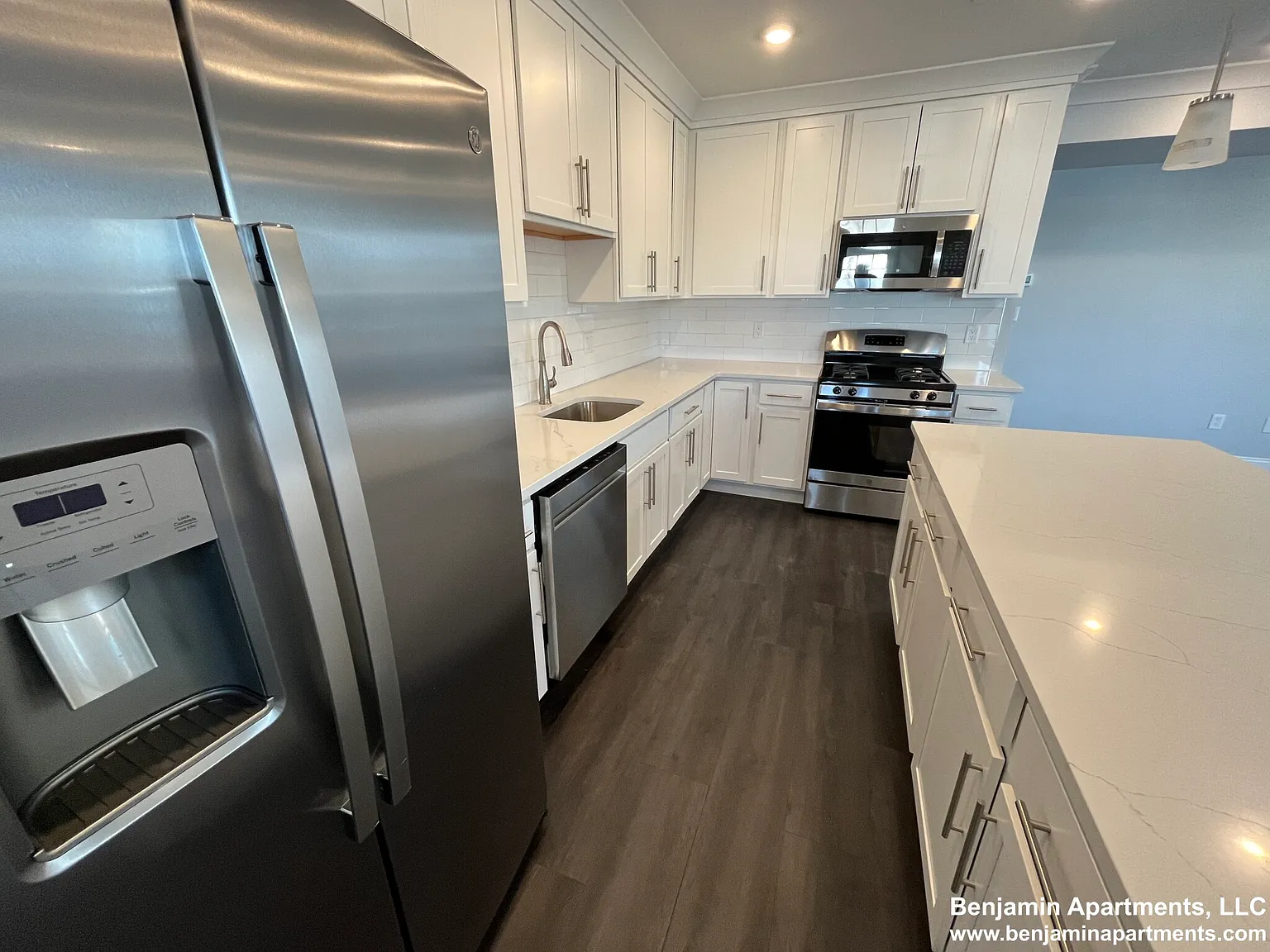 5 bed, 1555 sqft, $6,000 — Photo 2