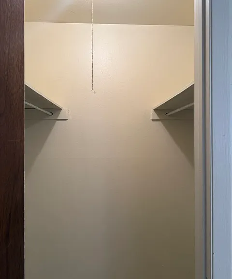Walk in Closet