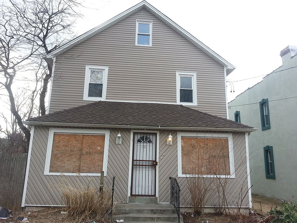 1st image of 33 Linden Pl #2