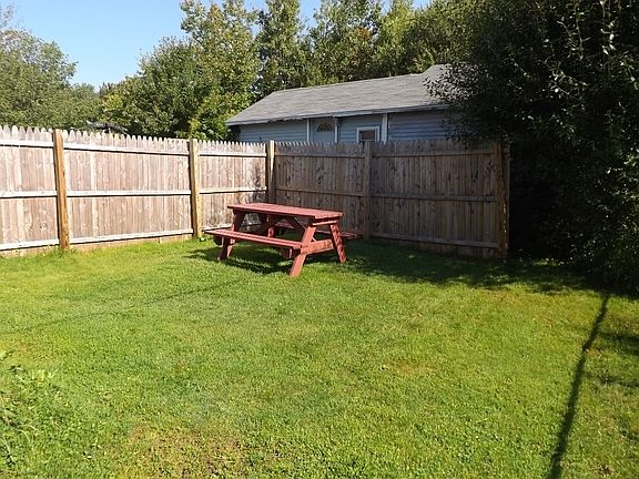 4th image of 8 Carll Ave #A