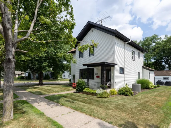 203 S Garden St, Lake City, MN 55041