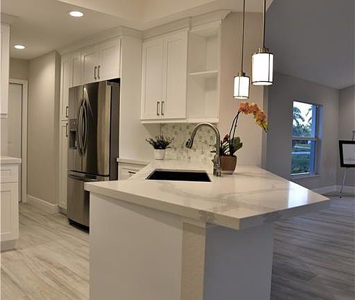5th image of 1709 SW 43rd Ln
