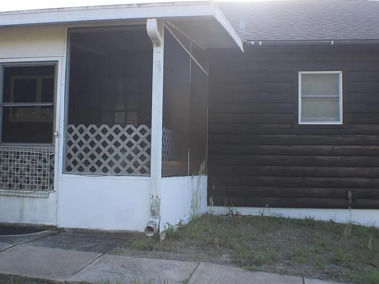 3045 Yorkshire Dr — Photo 14
