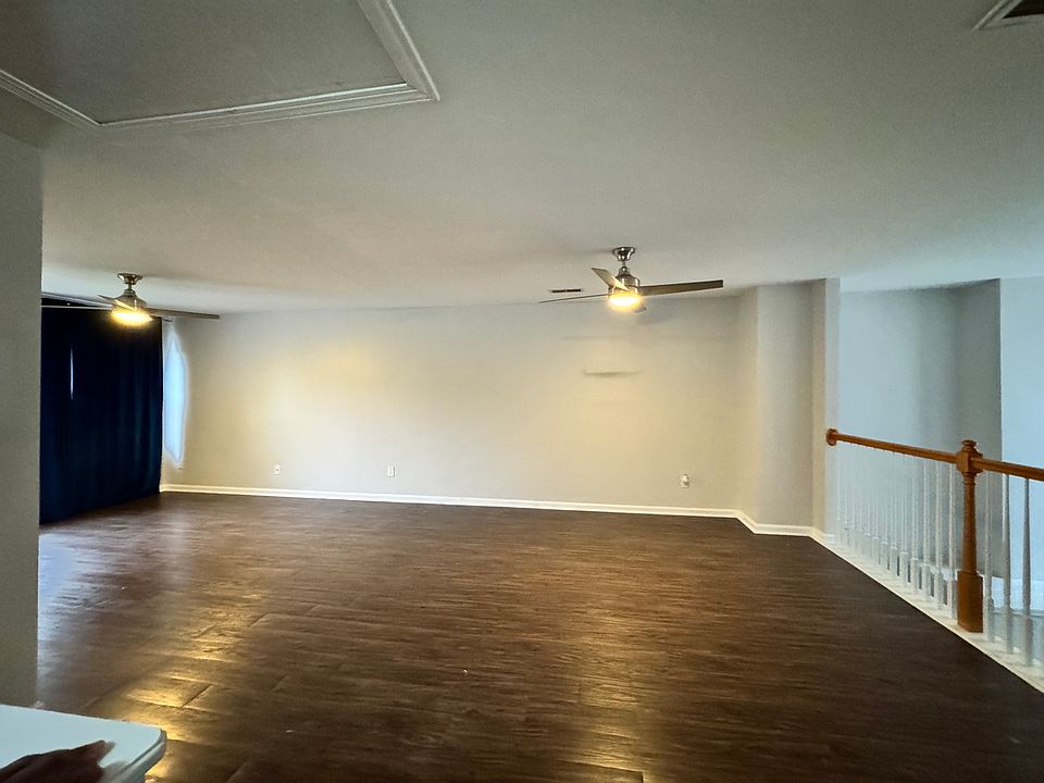 Upstairs living room area.