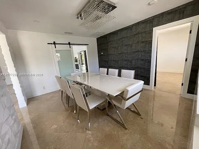 1252 Coral Ln — Photo 6