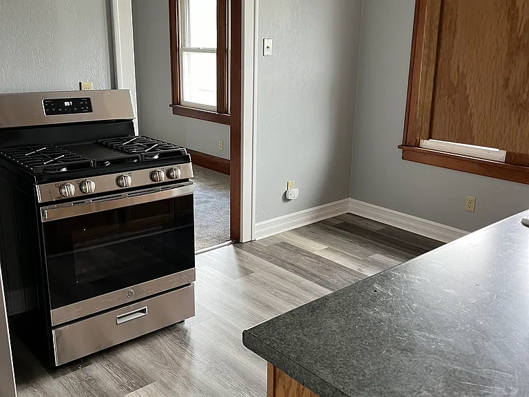 4329 S Buffalo St #UPPER — Photo 5