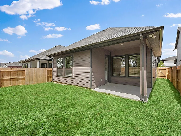 10518 William Park Dr — Photo 15